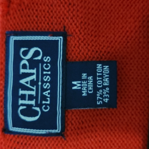 Red sweater - Picture 3 of 4